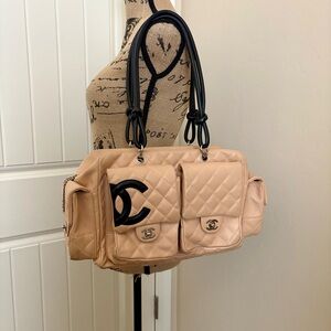 EXTRA PHOTOS Chanel Ligne Cambon Multipocket Reporter